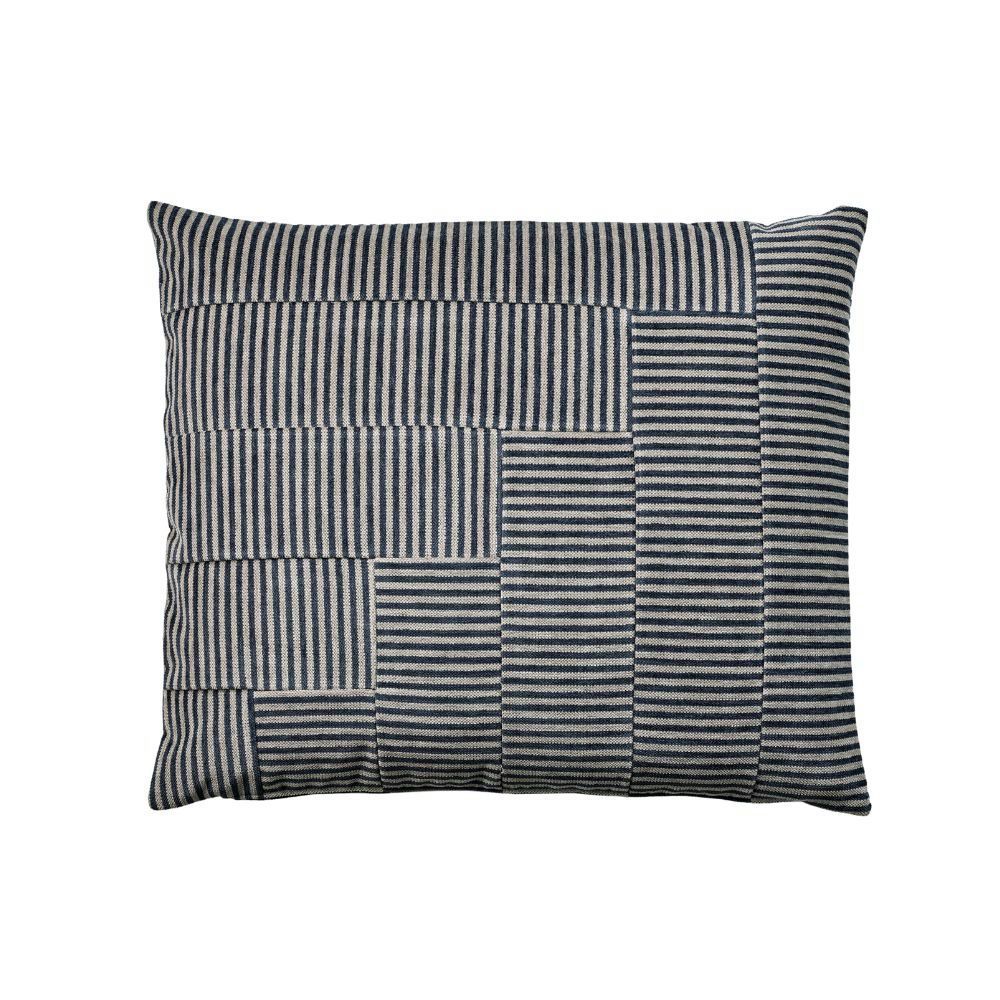 Eilersen Pyjamas Zephyr Cushion (50x60 cm) - Boligtilbehør ...