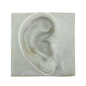 Laoru Laoru Right Ear Relief