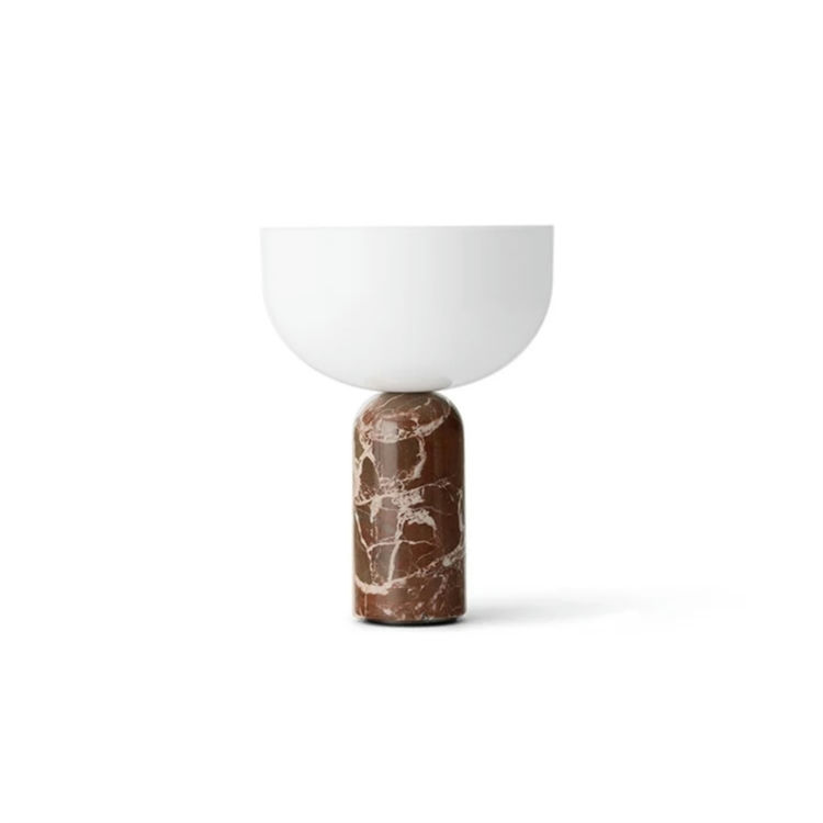 New Works Kizu Bordlampe Transportabel Rosso Levanto Marble