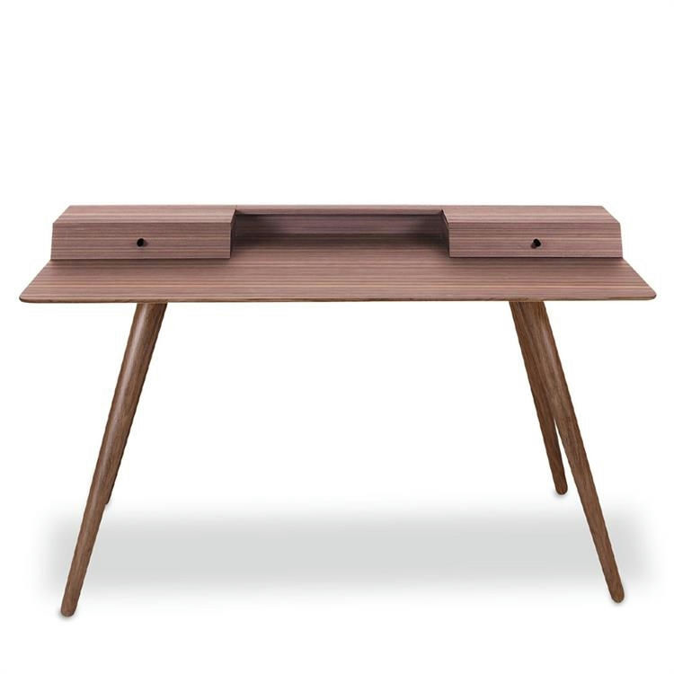 PBJ Designhouse Stick Skrivebord Walnut