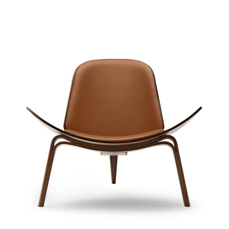 Carl Hansen & Søn CH07 Skalstolen Læder Olieret Valnød Thor 307 (Cognac)