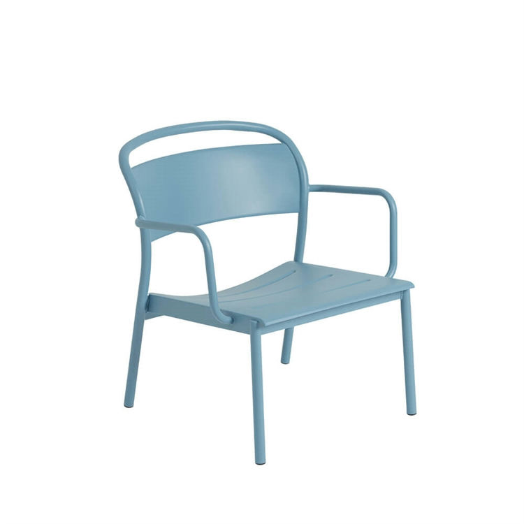 Muuto Haveloungestol Linear Steel - Pale Blue