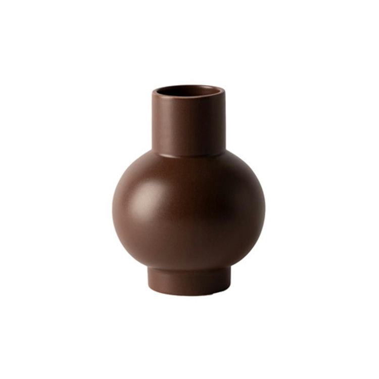 Raawii Strøm Vase Small Chocolate