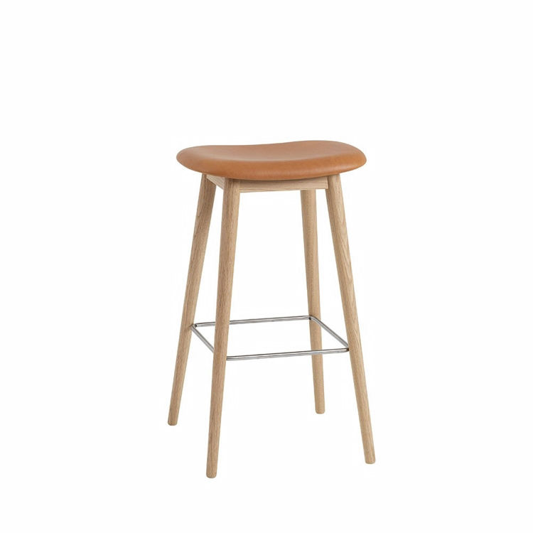 Muuto Fiber Barstol Træ Cognac Refine Læder Uden Ryglæn | Muuto Variant: 75 cm