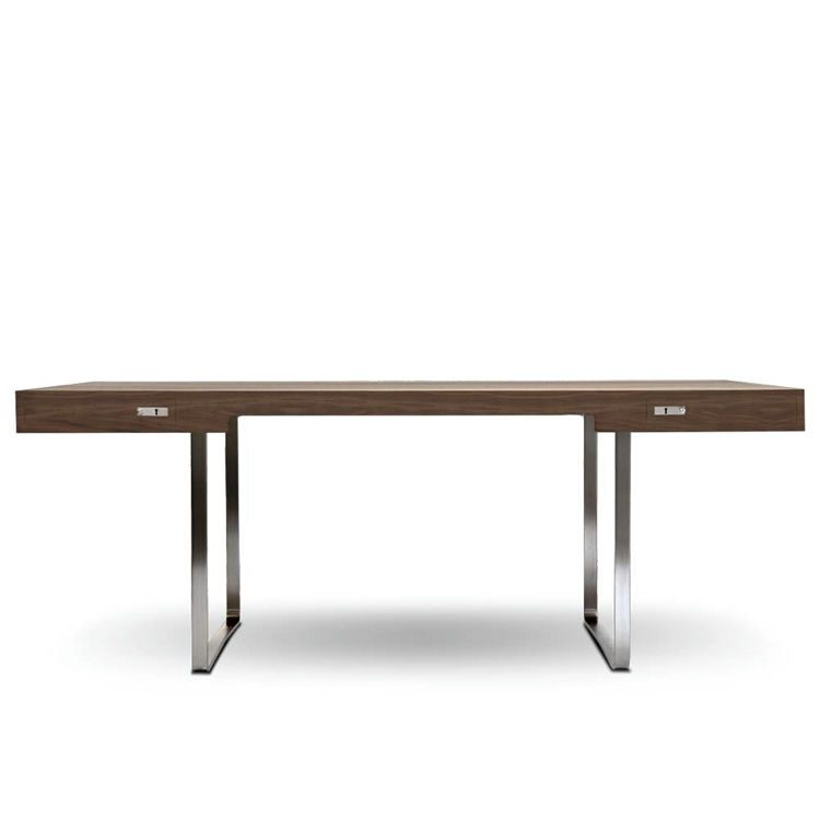 Carl Hansen & Søn CH110 Wegner Skrivebord Olieret Valnød